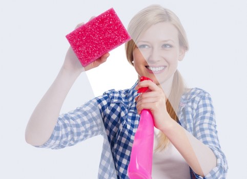 Kitchen and bathroom domestic cleaning service for SW8 homes