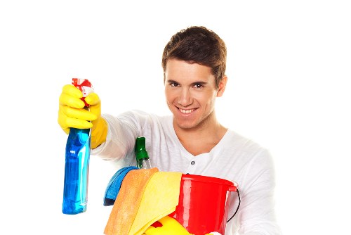 End of tenancy house cleaning in SW8